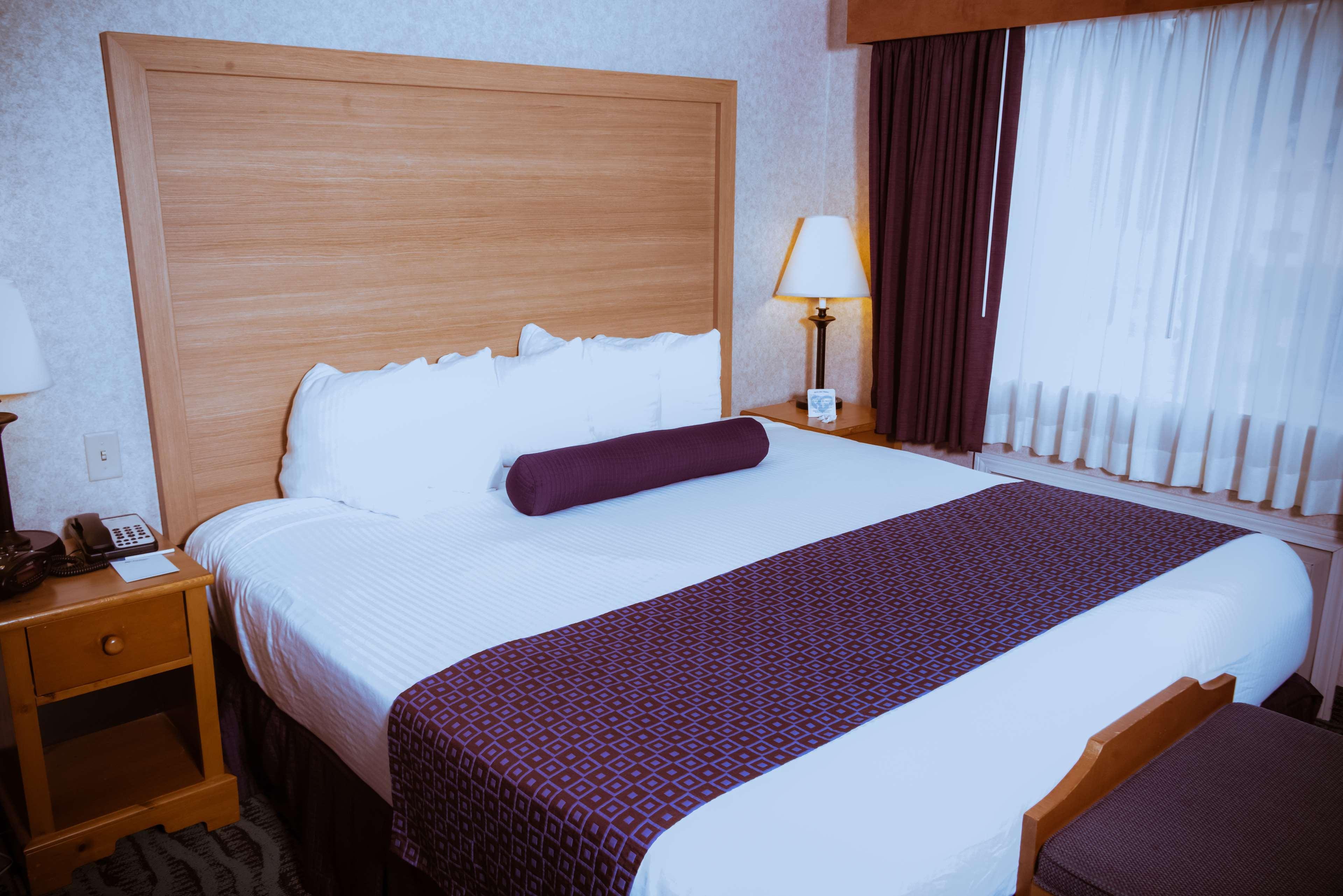 Best Western PLUS Executive Court Inn & Conference Center Manchester Exterior foto