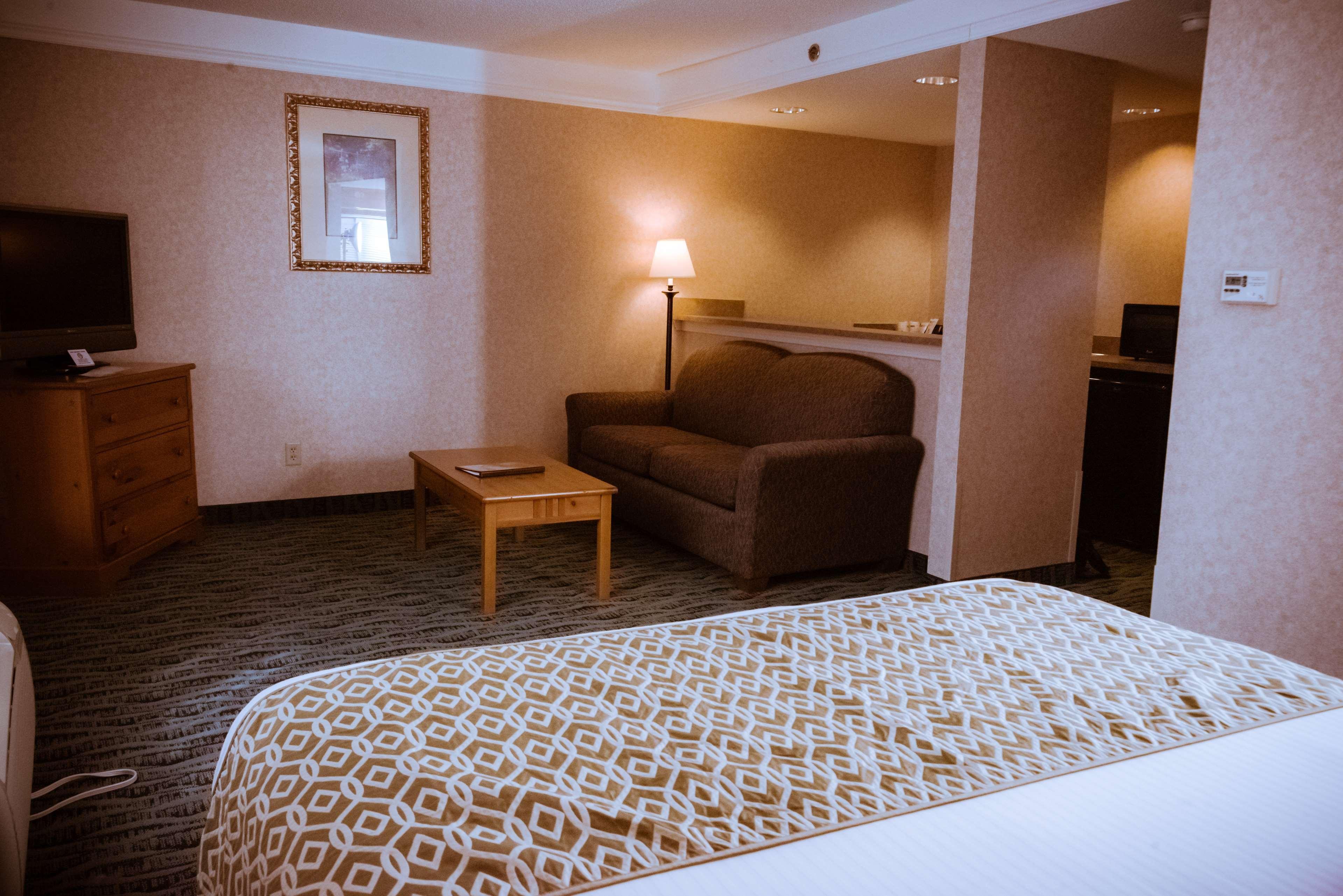 Best Western PLUS Executive Court Inn & Conference Center Manchester Exterior foto