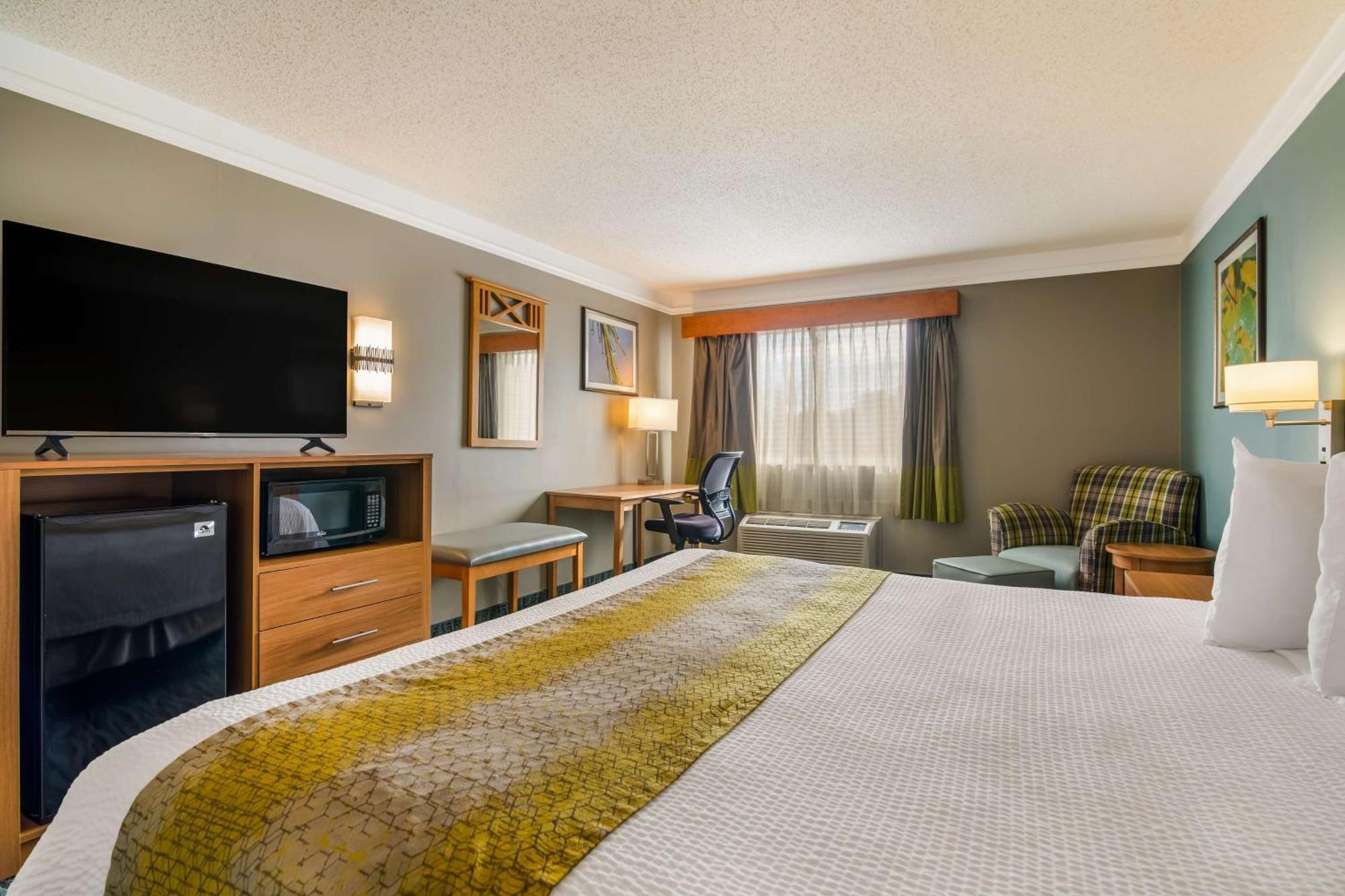 Best Western PLUS Executive Court Inn & Conference Center Manchester Exterior foto