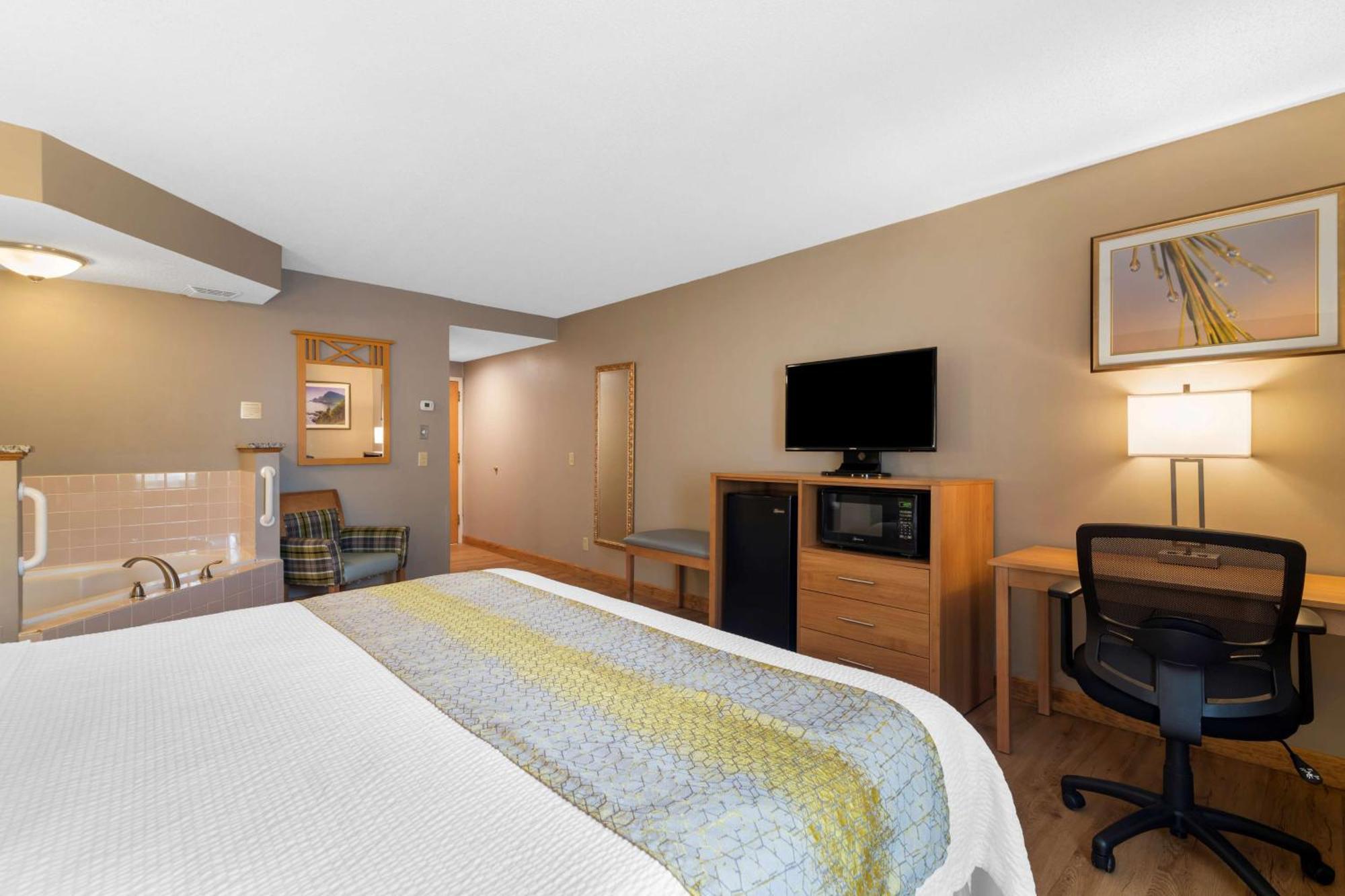 Best Western PLUS Executive Court Inn & Conference Center Manchester Exterior foto